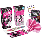 Monster High Draculara All Vamp’d Up Gift Set